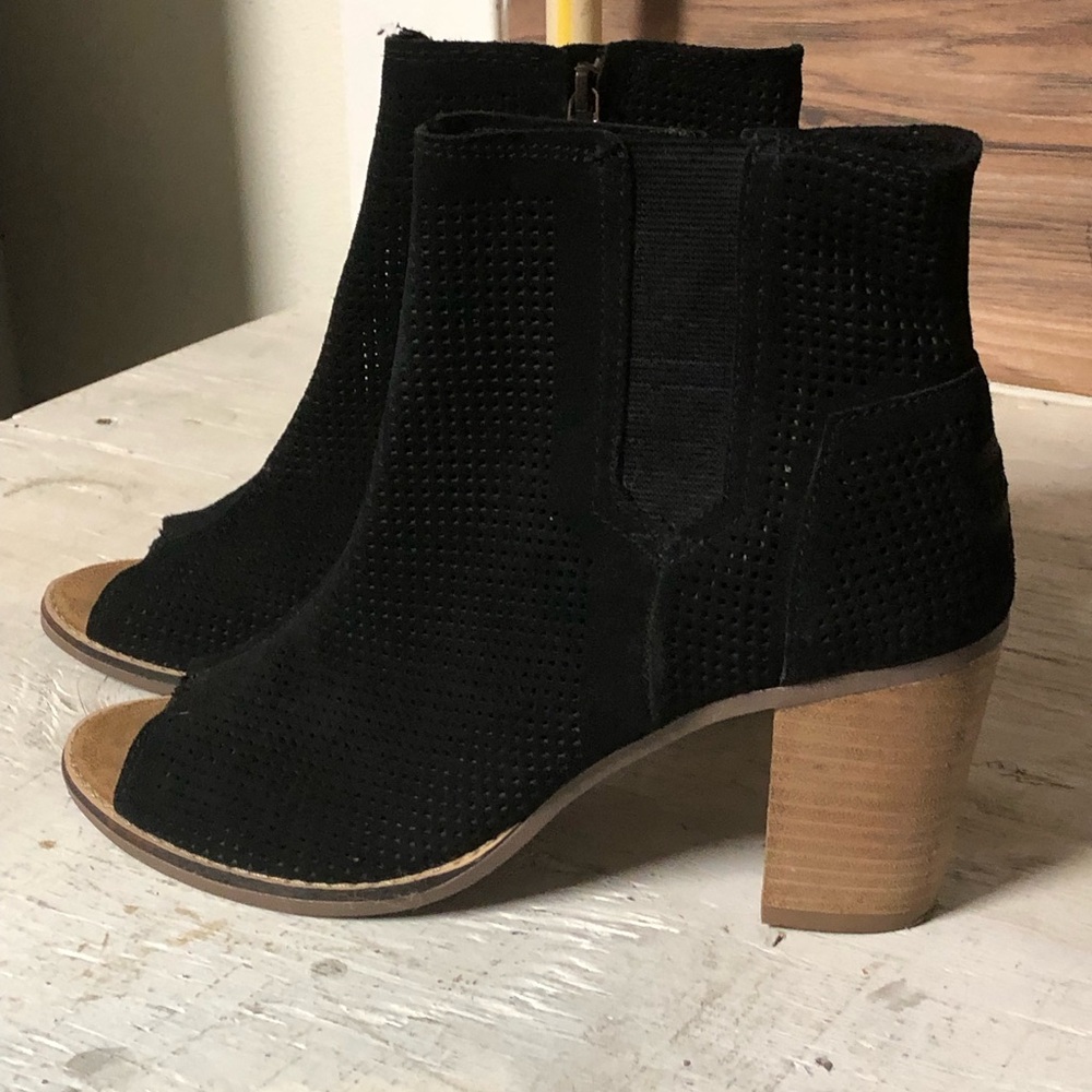 Toms Black Textured Heeled Boots